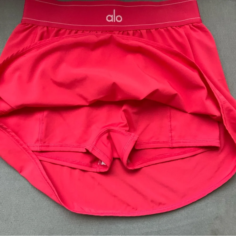 Alo Yoga Match Point Tennis Skirt Candy Red S